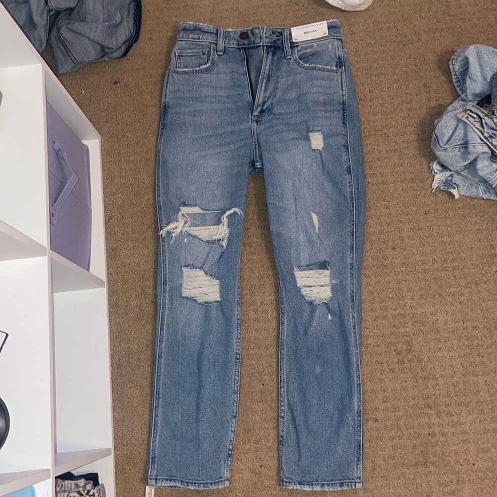 Hollister mom jeans
